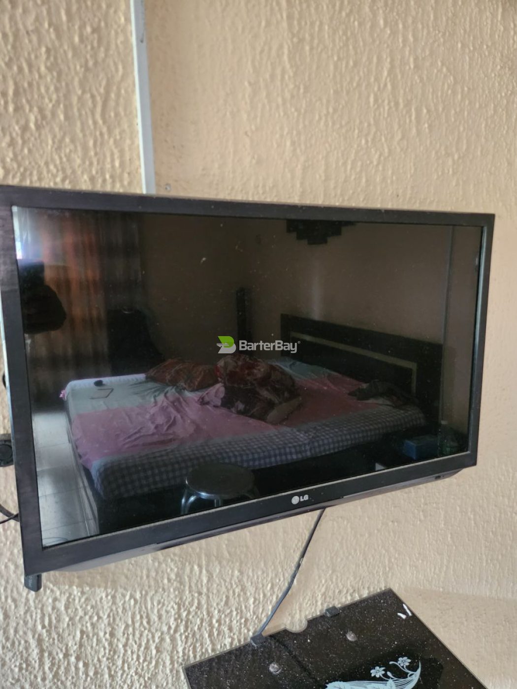 32 inch LG TV